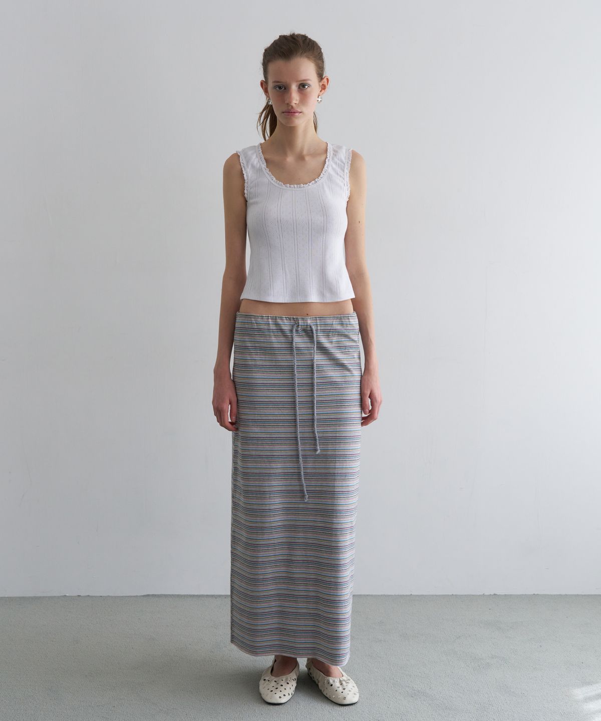 오버듀플레어(OVERDUEFLAIR) [26SS] MINI LACE SLEEVELESS_WHITE