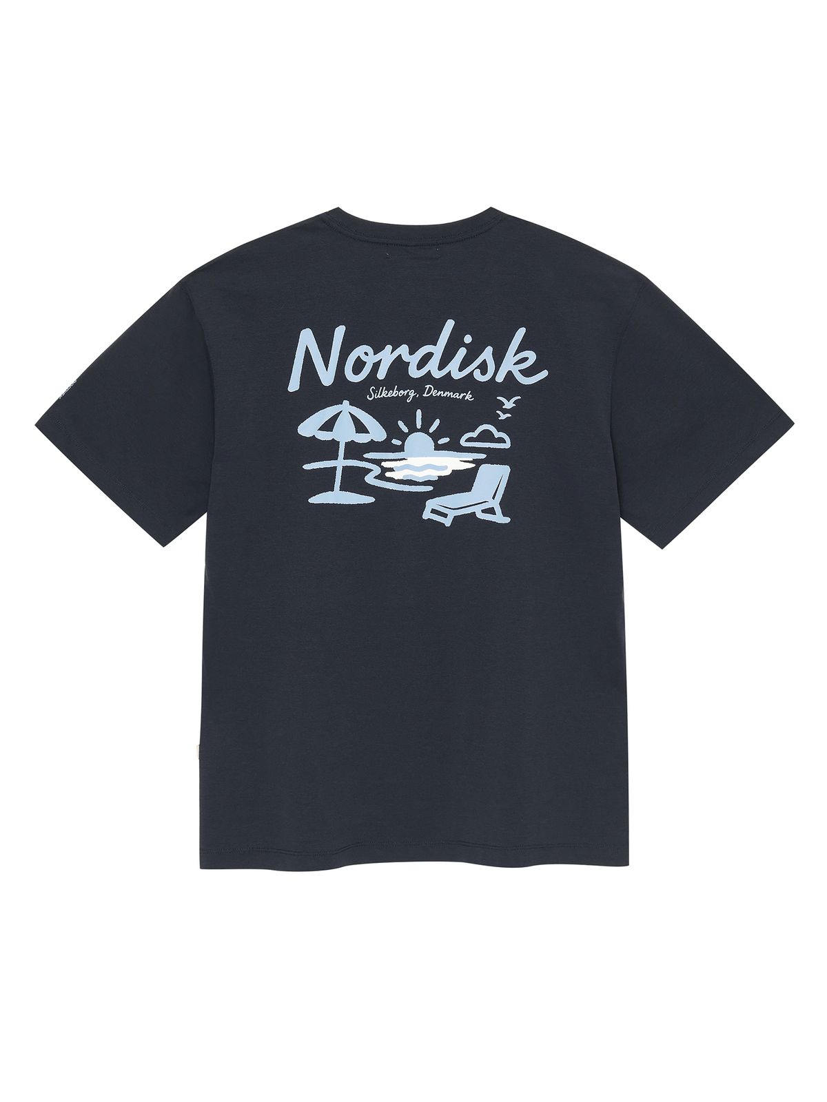 노르디스크(NORDISK) 페리어 바캉스 그래픽 티셔츠 - U_Navy