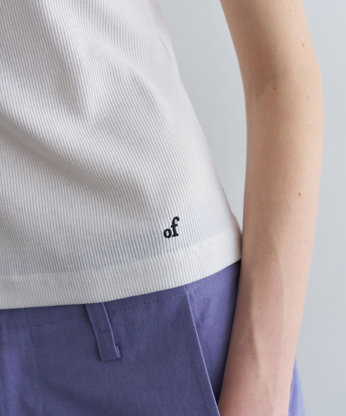 오버듀플레어(OVERDUEFLAIR) SNAP SHOULDER T-SHIRT_WHITE