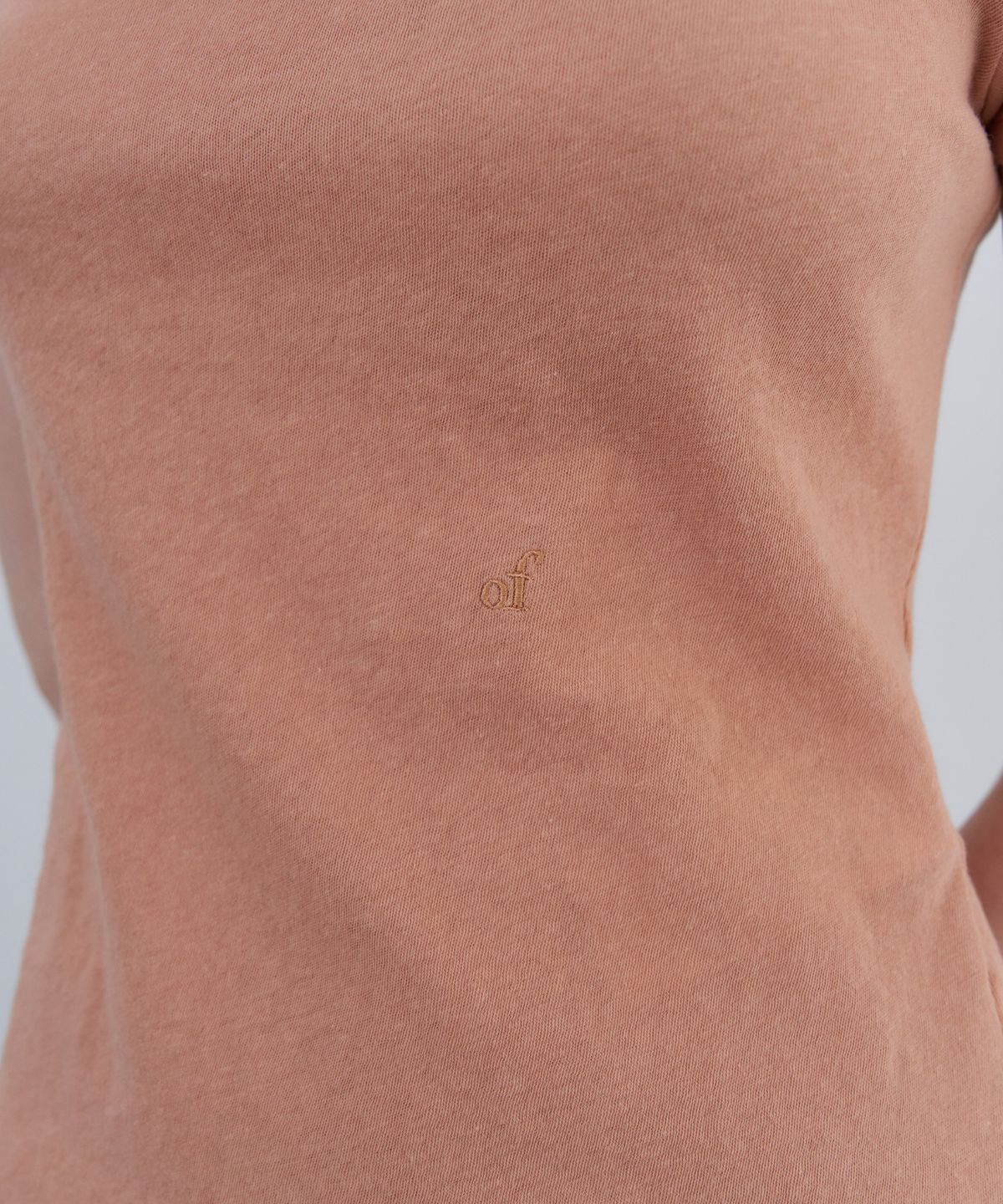 오버듀플레어(OVERDUEFLAIR) OF NATURAL SLIM T-SHIRT_SALMON