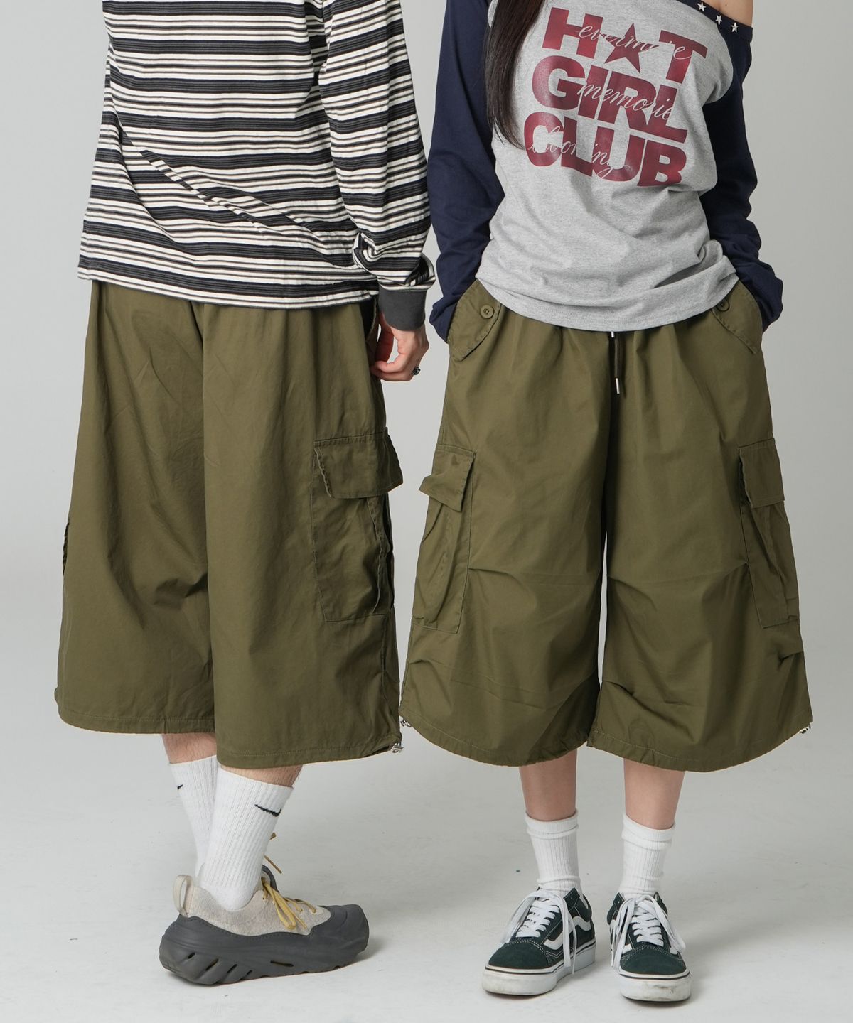 락트개러지(ROCKED GARAGE) [UNISEX]버뮤다 투웨이 와이드 카고 파라슈트 쇼츠 [카키]