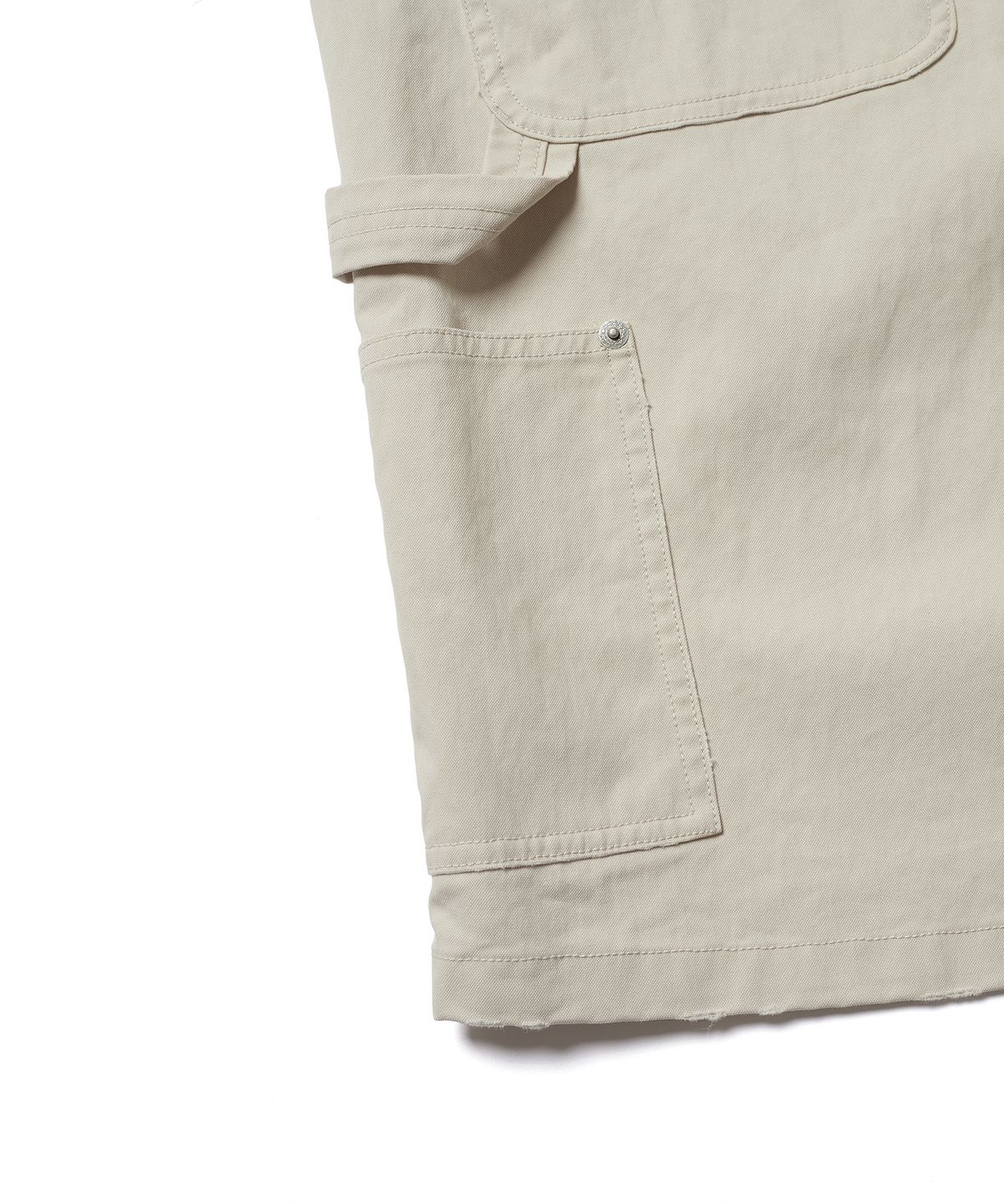 에스파이(ESFAI) CARPENTER BERMUDA SHORTS (ECRU)
