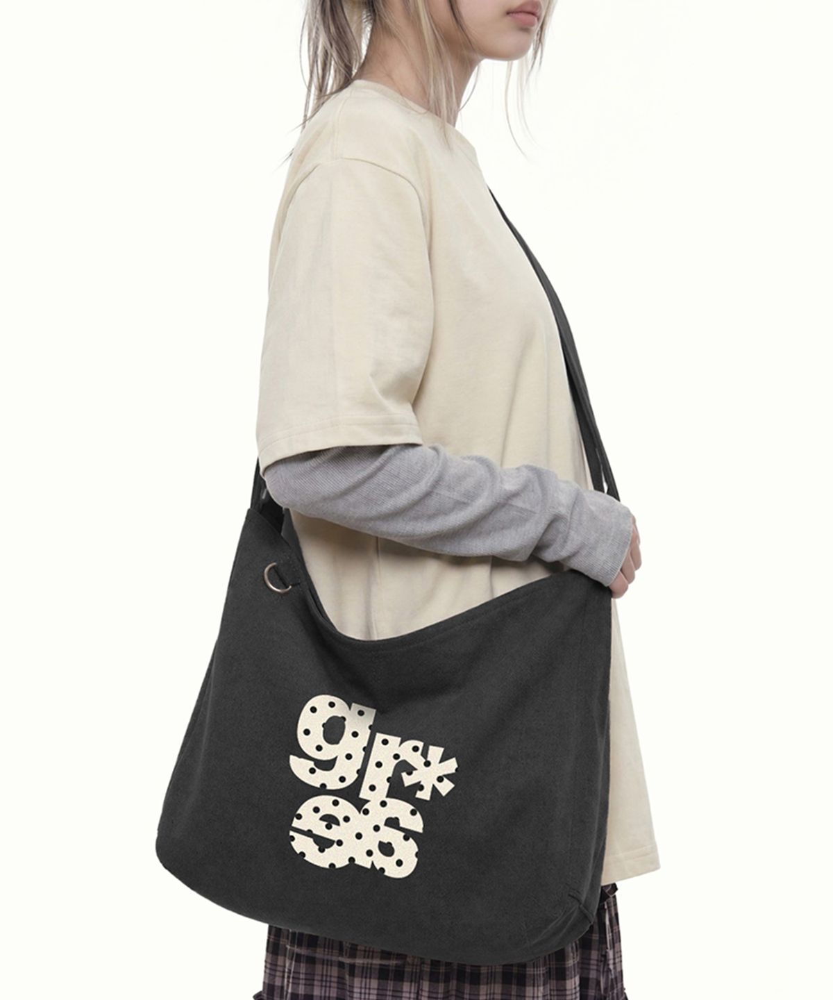 그레이버(GRAVER) [UNISEX]GRAE-S DOT 코튼 캔버스 크로스백_블랙