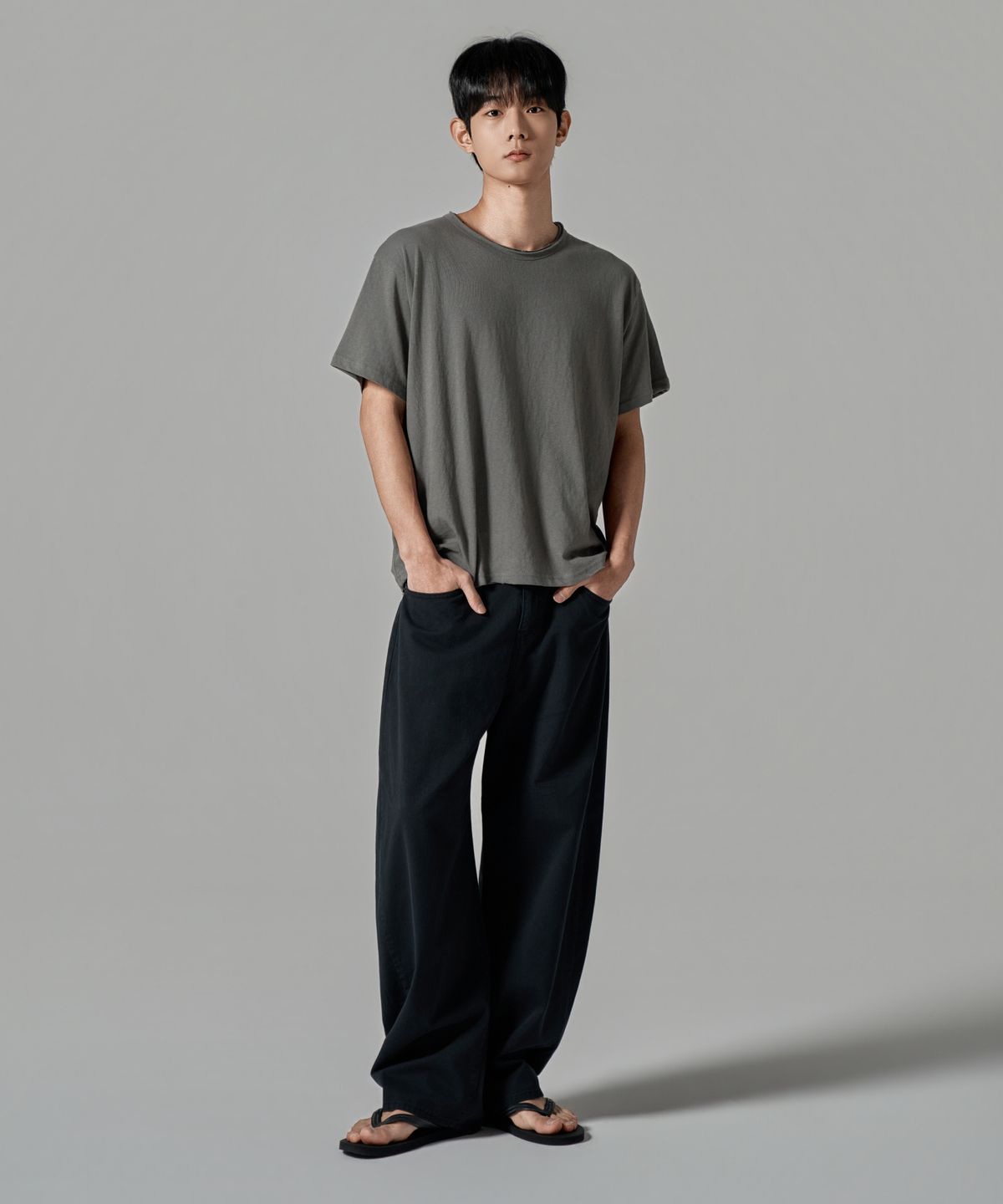 와르(WAAR) M284 썸머 카치온 커브드 팬츠_블랙
