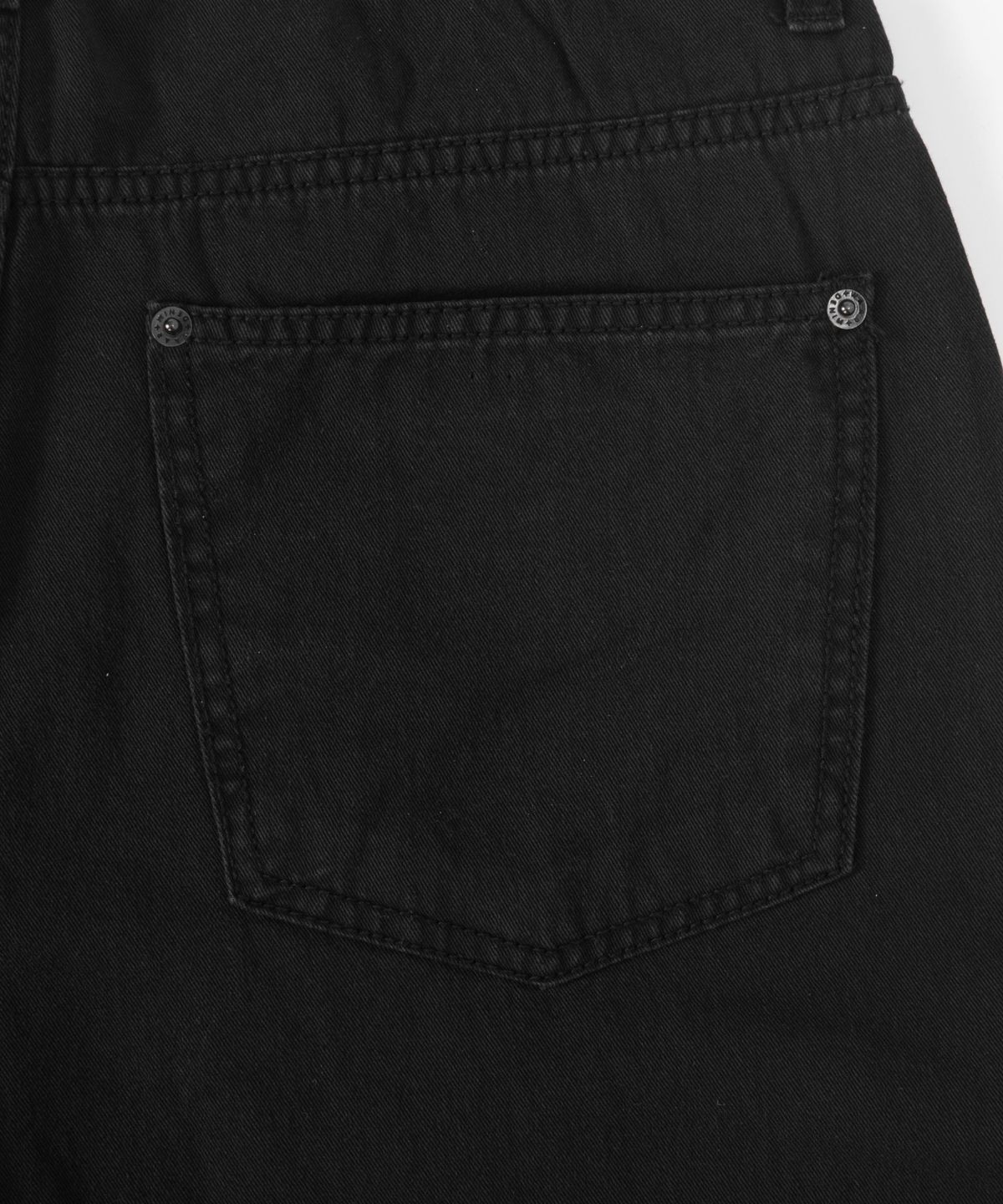 와르(WAAR) M284 썸머 카치온 커브드 팬츠_블랙