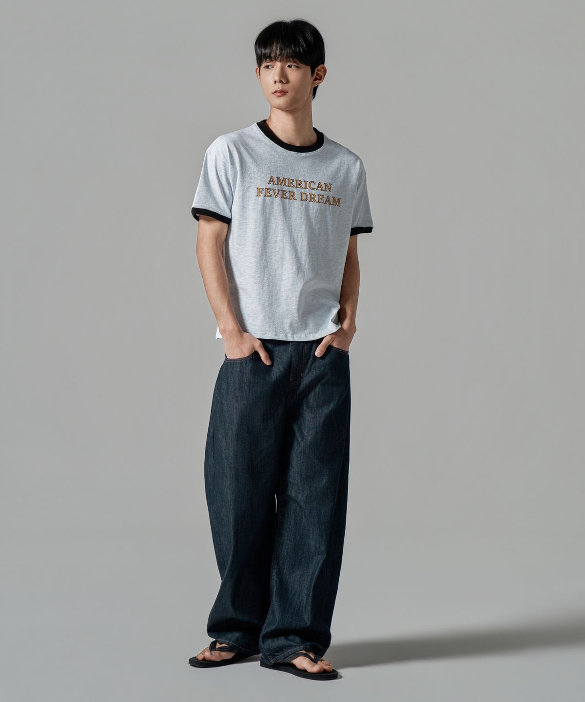 와르(WAAR) M286 논페이드 라이트 커브드 데님 팬츠 _딥 블루