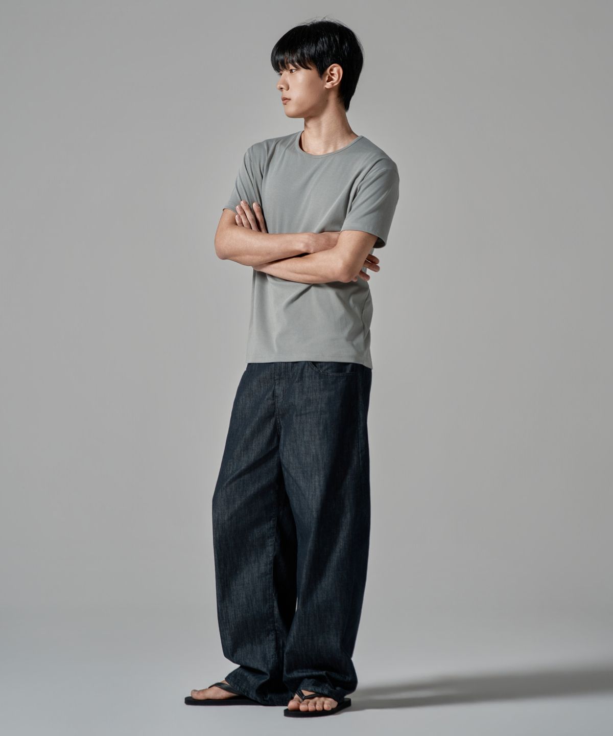 와르(WAAR) M286 논페이드 라이트 커브드 데님 팬츠 _블랙