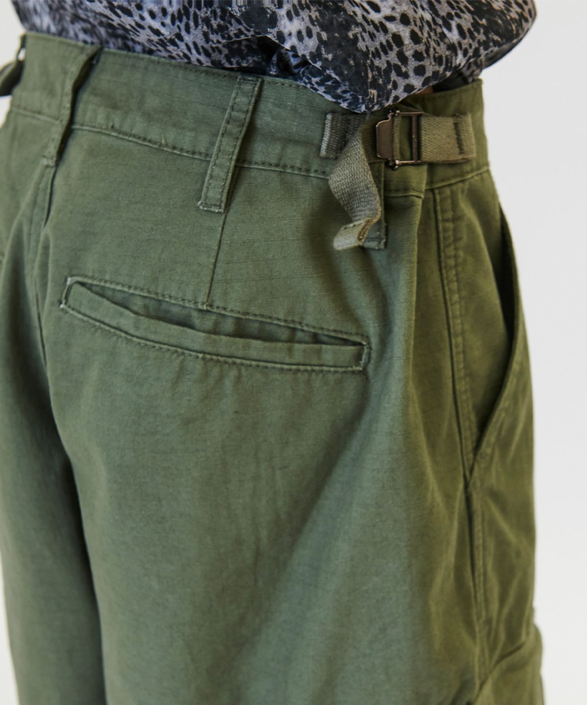 프로젝트 웨이브(PROJECT WAVE) Vintage Cargo Half-pants [KHAKI]