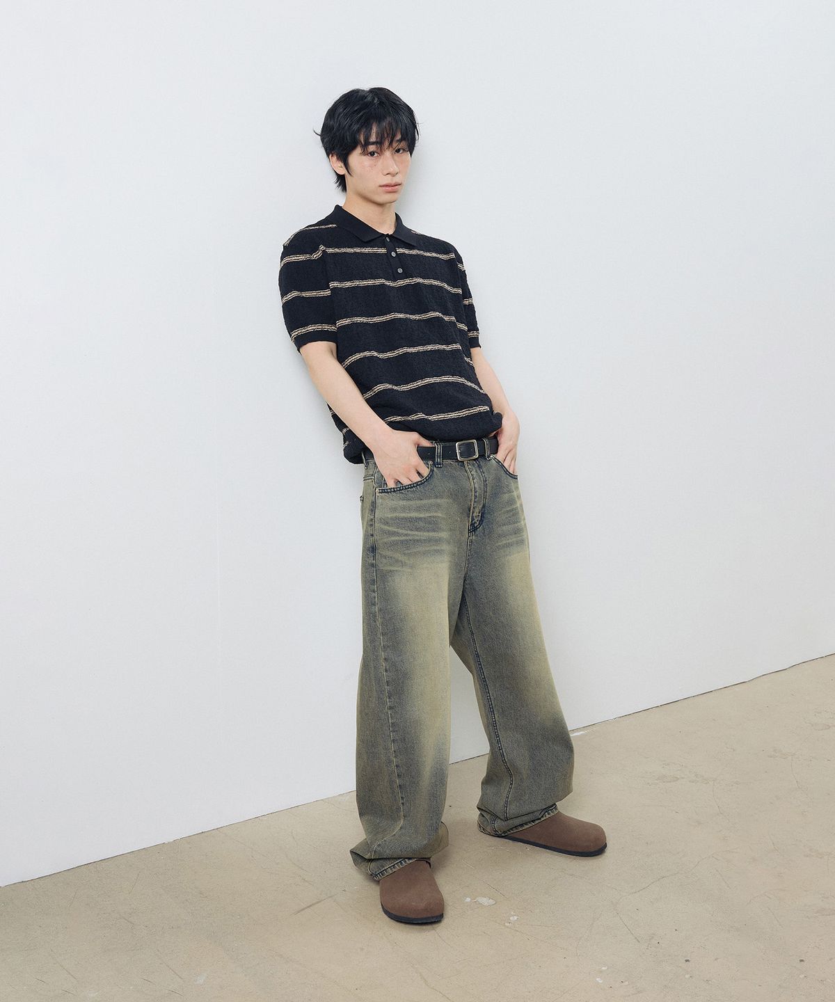 딥센스(DEEP SENSE) 빈티지 워싱 커브드 데님 팬츠