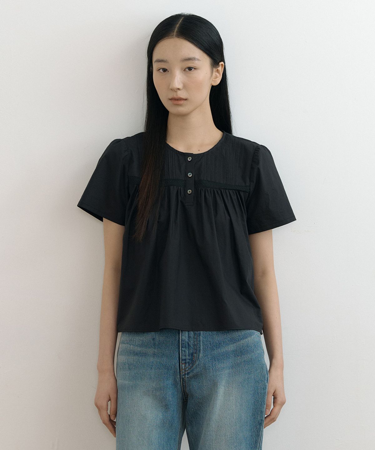 링서울(LINGSEOUL) pleats shirring blouse-black