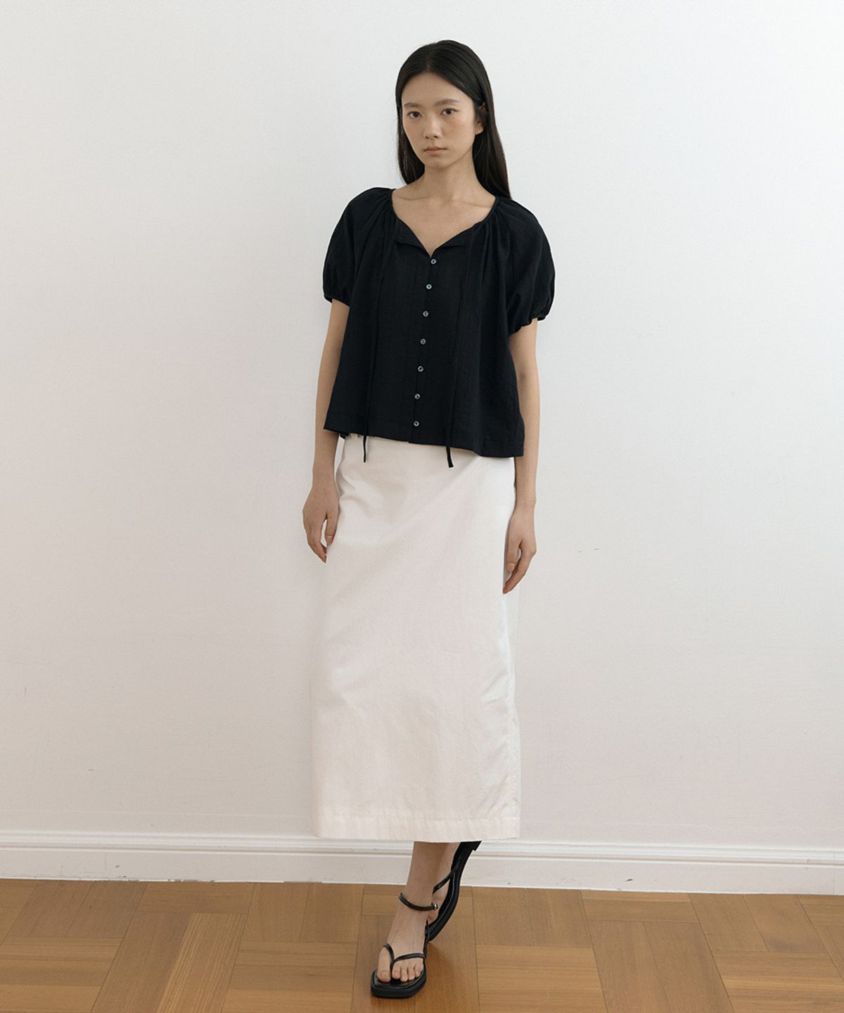 링서울(LINGSEOUL) jacquard shirring string blouse-black