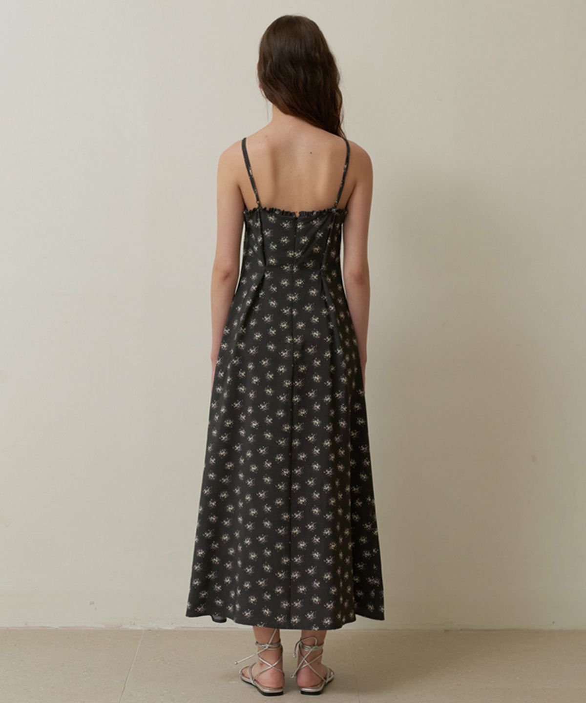 뮈르뮈르(MURMURE) 아이리니 플라워 프릴넥 드레스_Irini Dress