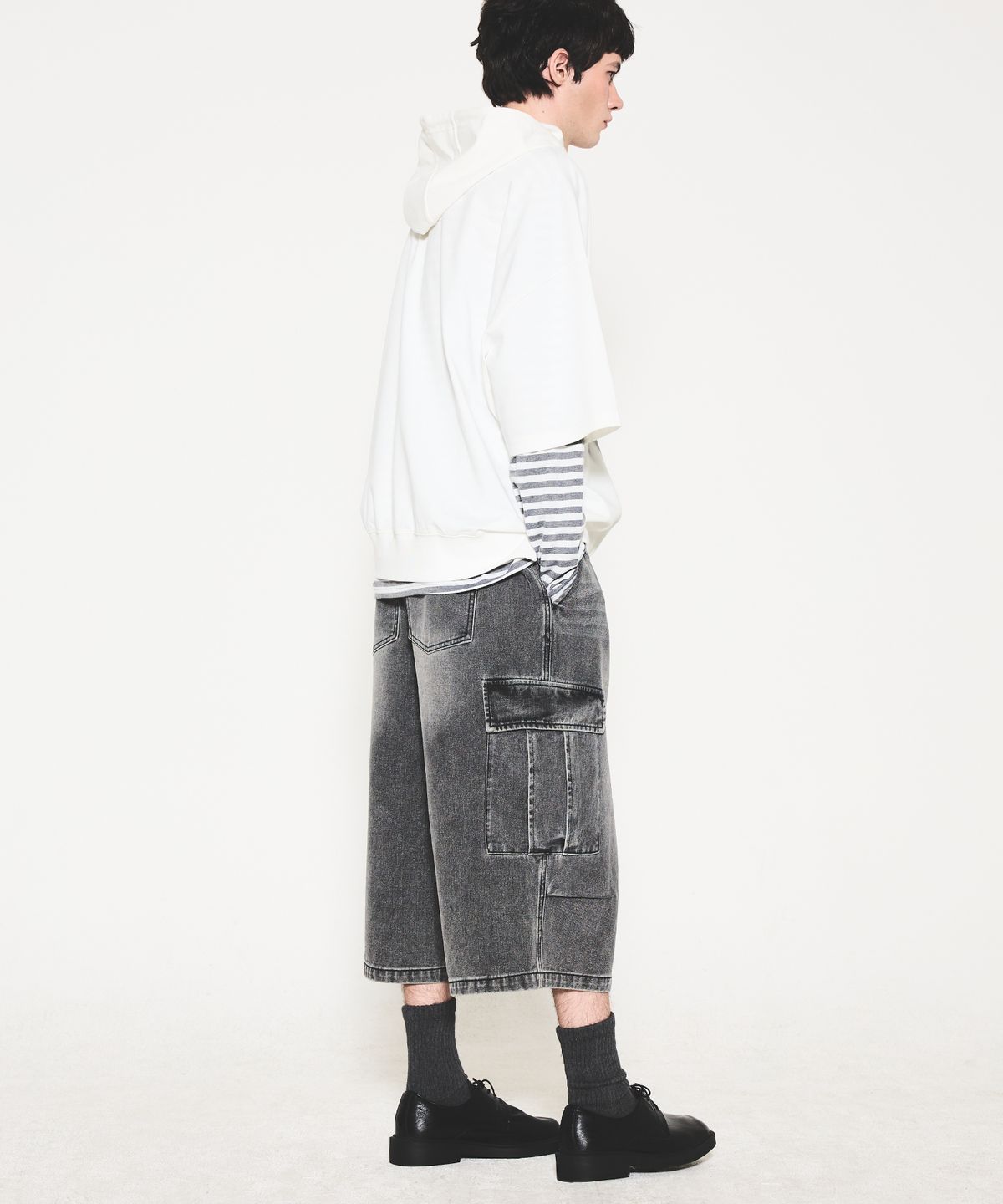 어노이드(ANNOYED) 워시드 밴딩 카고 버뮤다 쇼츠 LQ2DU389_GREY