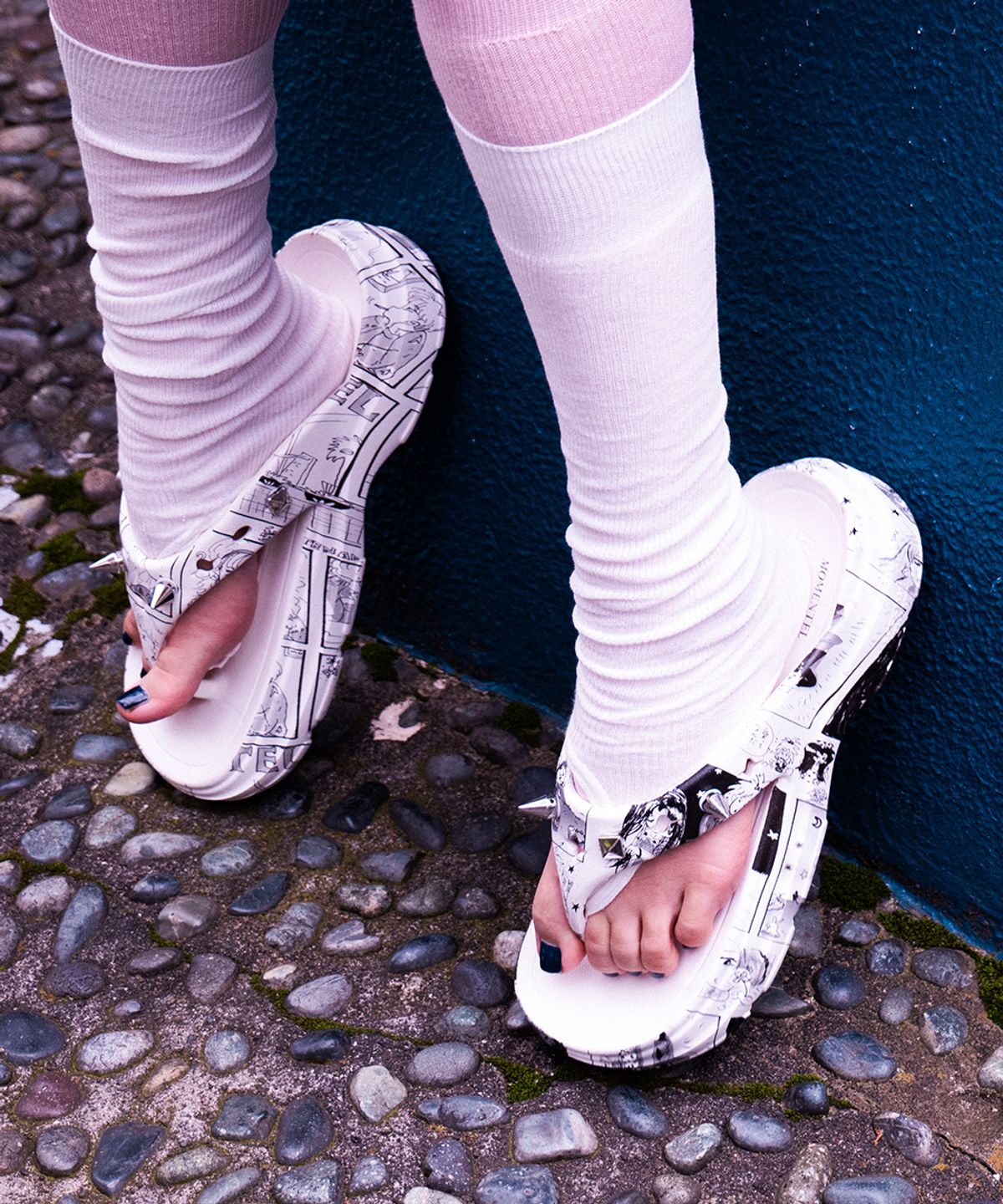 락피쉬웨더웨어(ROCKFISH WEATHERWEAR) [× MOMENTEL] HAYDEN FLIPFLOP - WHITE