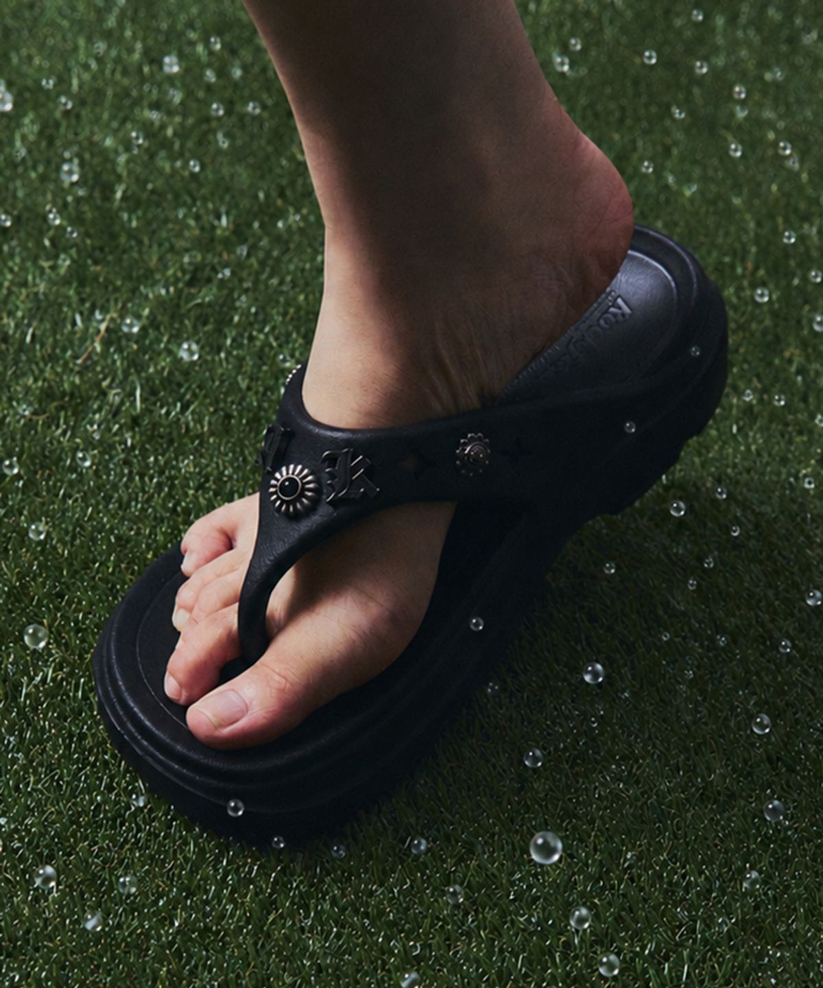 락피쉬웨더웨어(ROCKFISH WEATHERWEAR) [× AAKAM] HAYDEN FLIPFLOP - BLACK