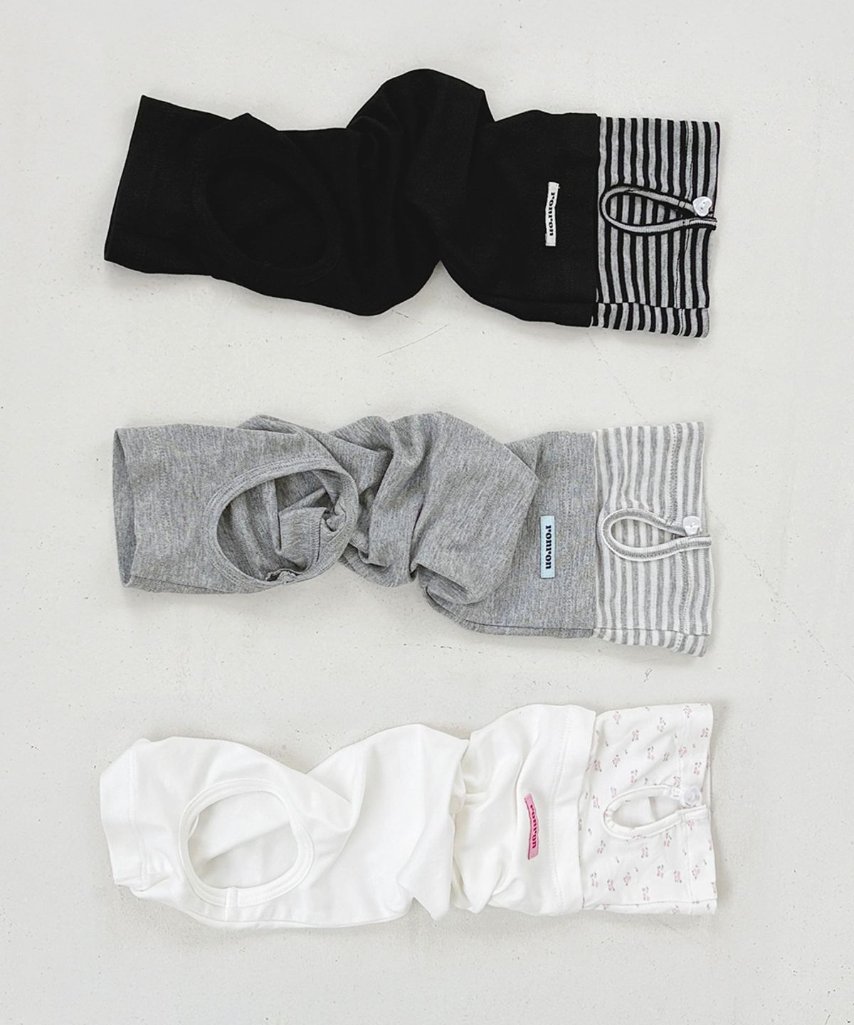 론론(RONRON) [SET] LOGO STRING KNEE SOCKS & LEG WARMERS