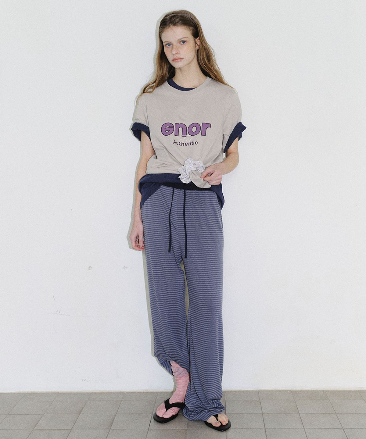 엔오르(EN OR) [CORE] CORE SHORT SLEEVE T-SHIRT - BEIGE