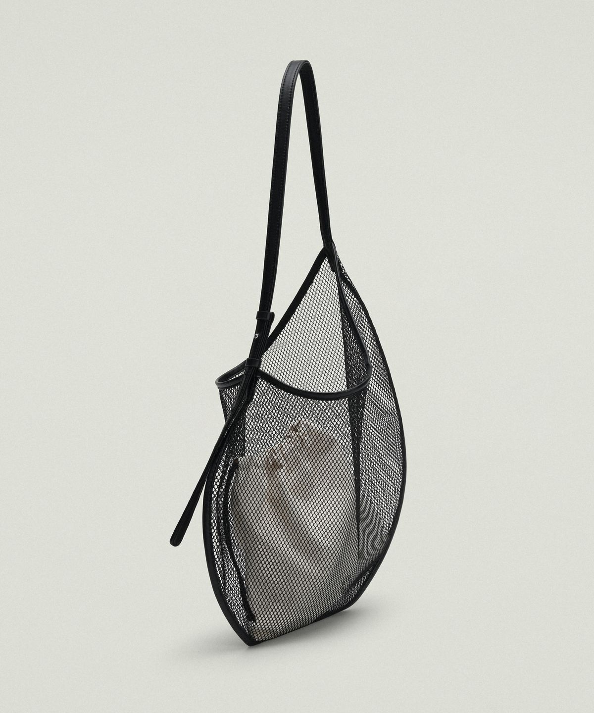 조에뜨(ZOEET) PEBBLE SHOULDER MESH BAG (MIDNIGHT)