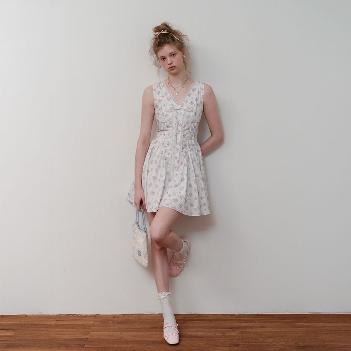 쎄무아듀(CEST MOIDEW) Cest_Floral v-neck sleeveless dress