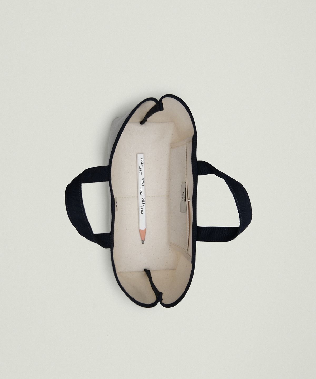 조에뜨(ZOEET) STANDARD TOTE CANVAS BAG (ECRU)