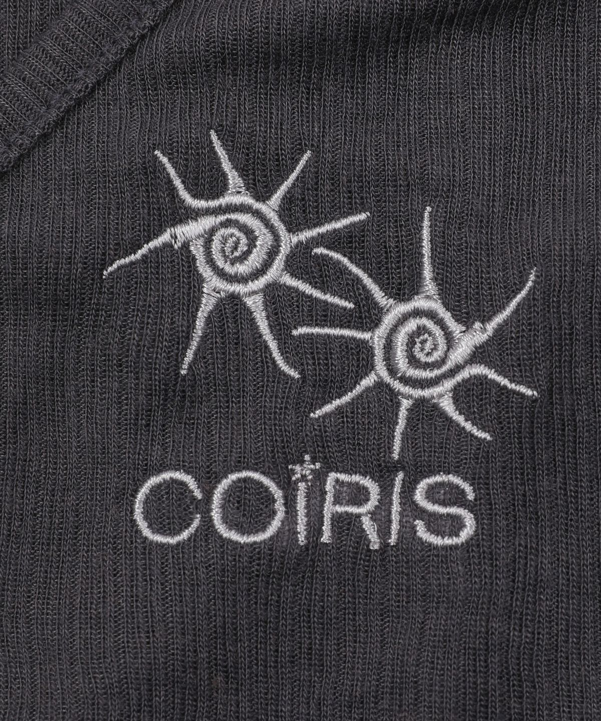 코이리스(COIRIS) 리아르 레이어드 스트랩 홀터넥 롱 슬리브 티 (3컬러)