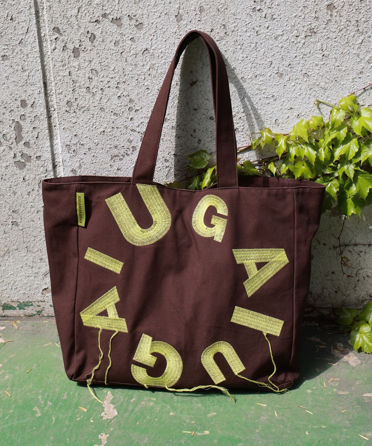 이우가마카라스(IUGAMAKARAS) IUGA Big Shopper Bag (Brown)