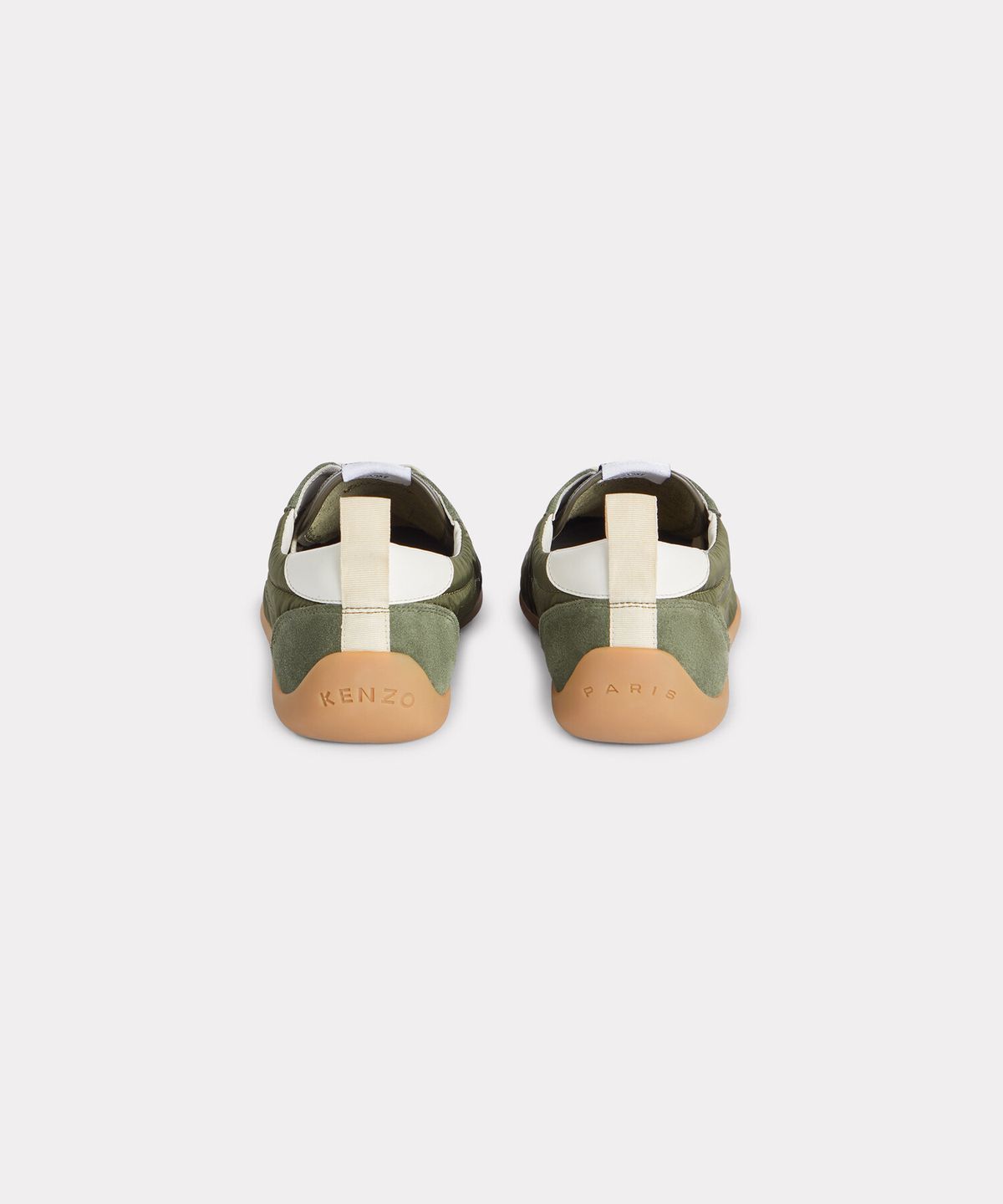 겐조(KENZO) 남성 26SS 겐조 스트라이커 카키 로우 탑 플랫 스니커즈_K265AHS104KAP