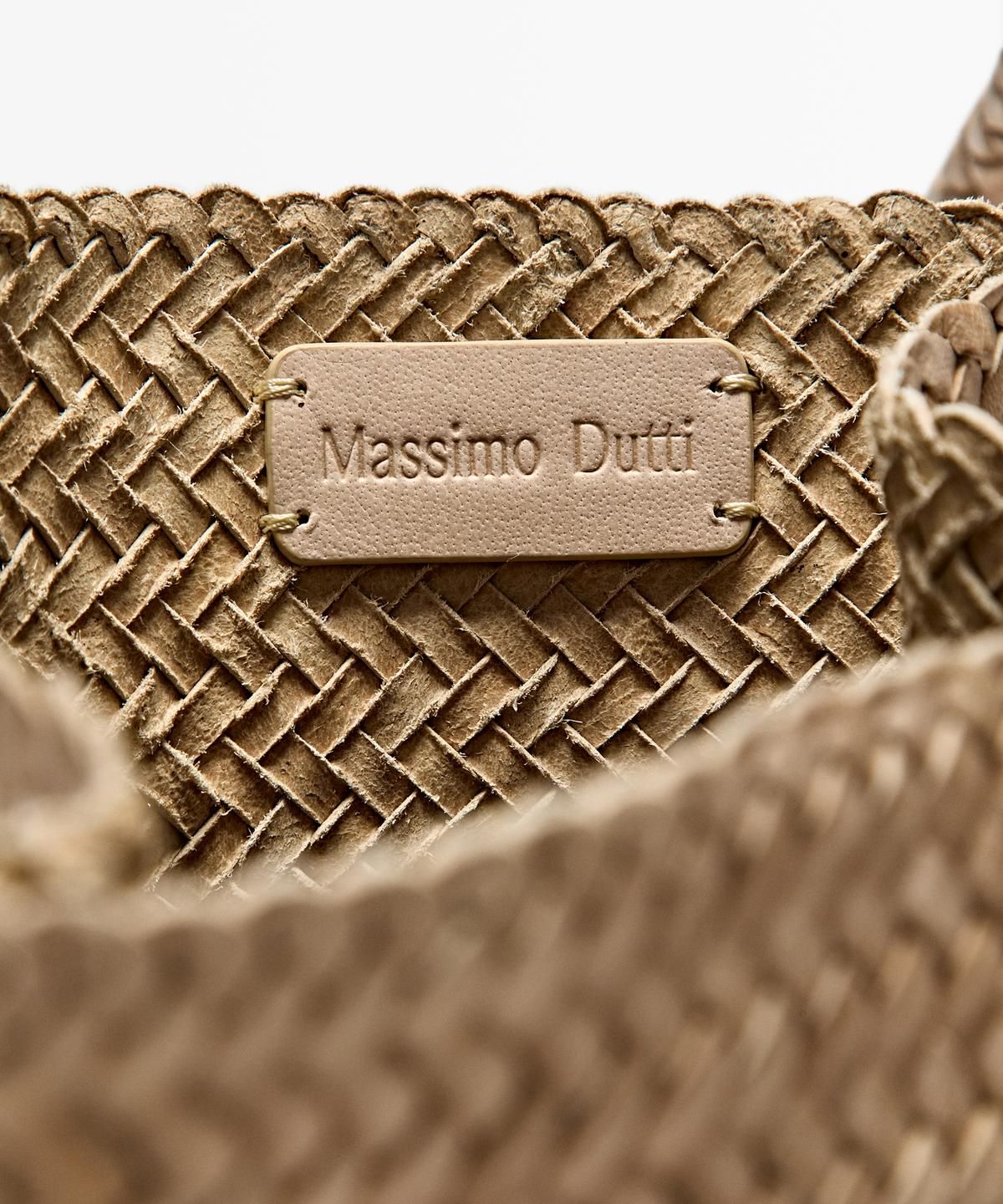 마시모두띠(MASSIMO DUTTI) 나파 가죽 위빙 버킷 백