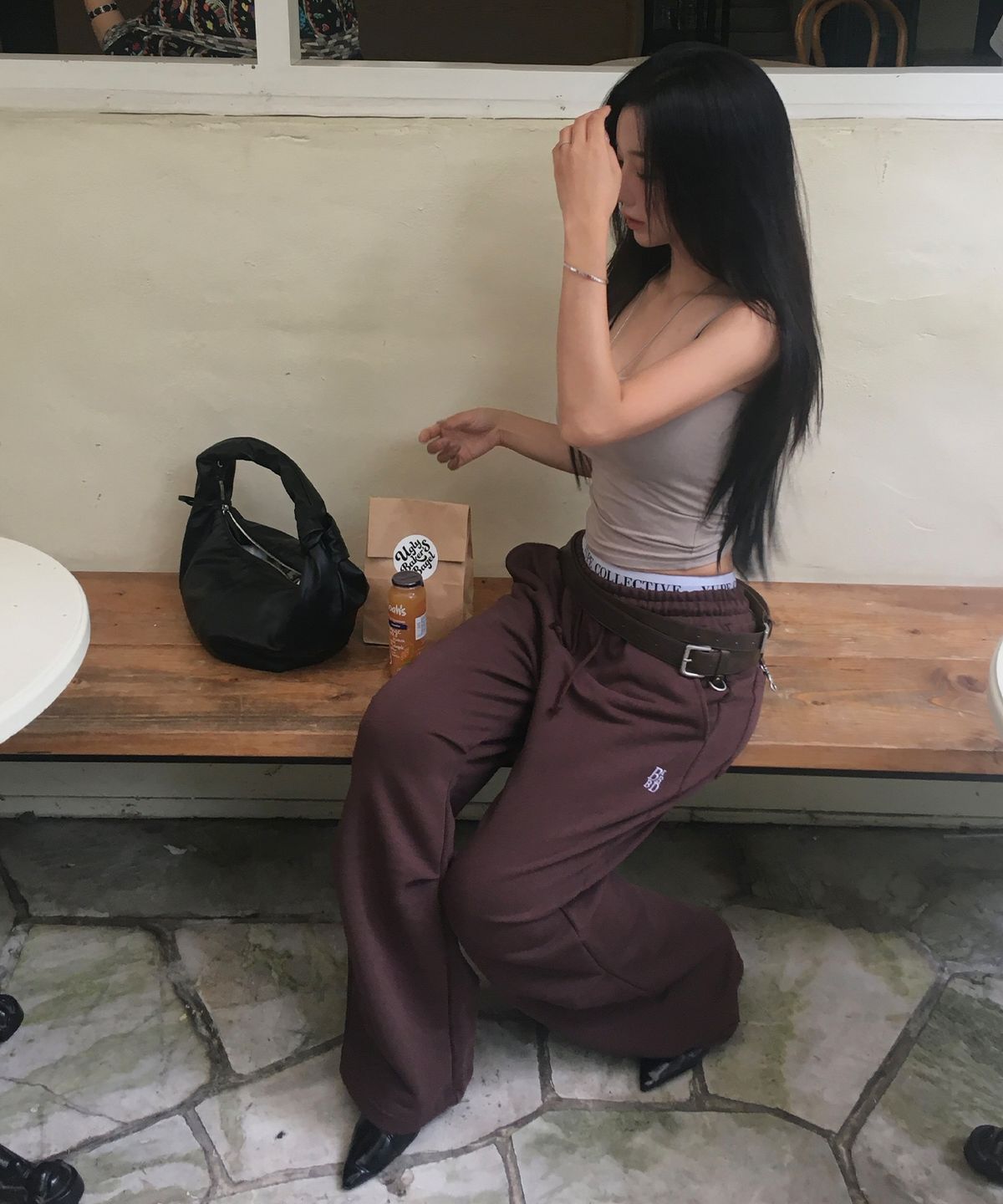 비버드(B BIRD) 핀턱 와이드 스웻 팬츠 [브라운]