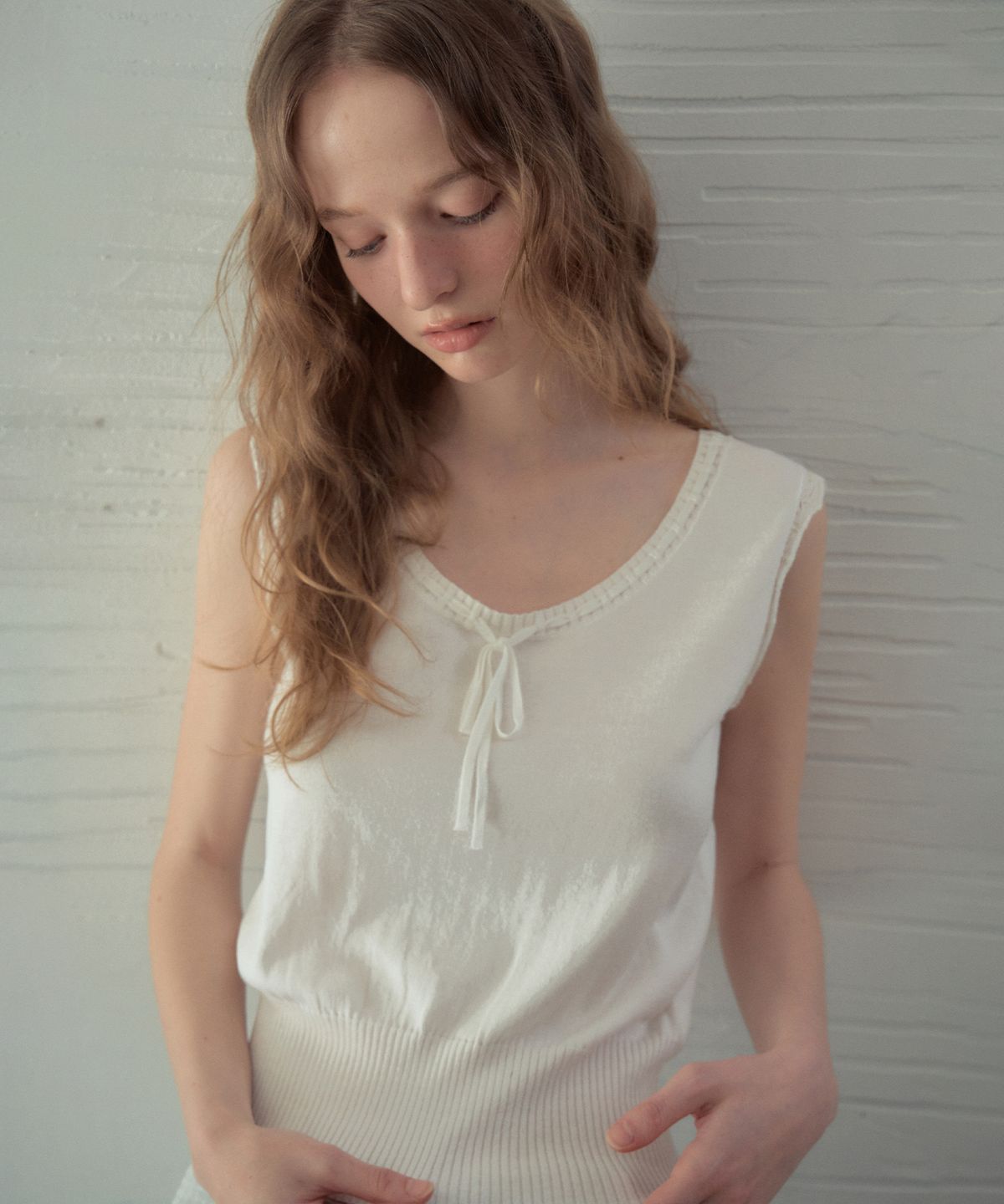 아우어노스텔지아(OURNOSTALGIA) Delia Sleeveless Knit_Ivory(OC26KN24)