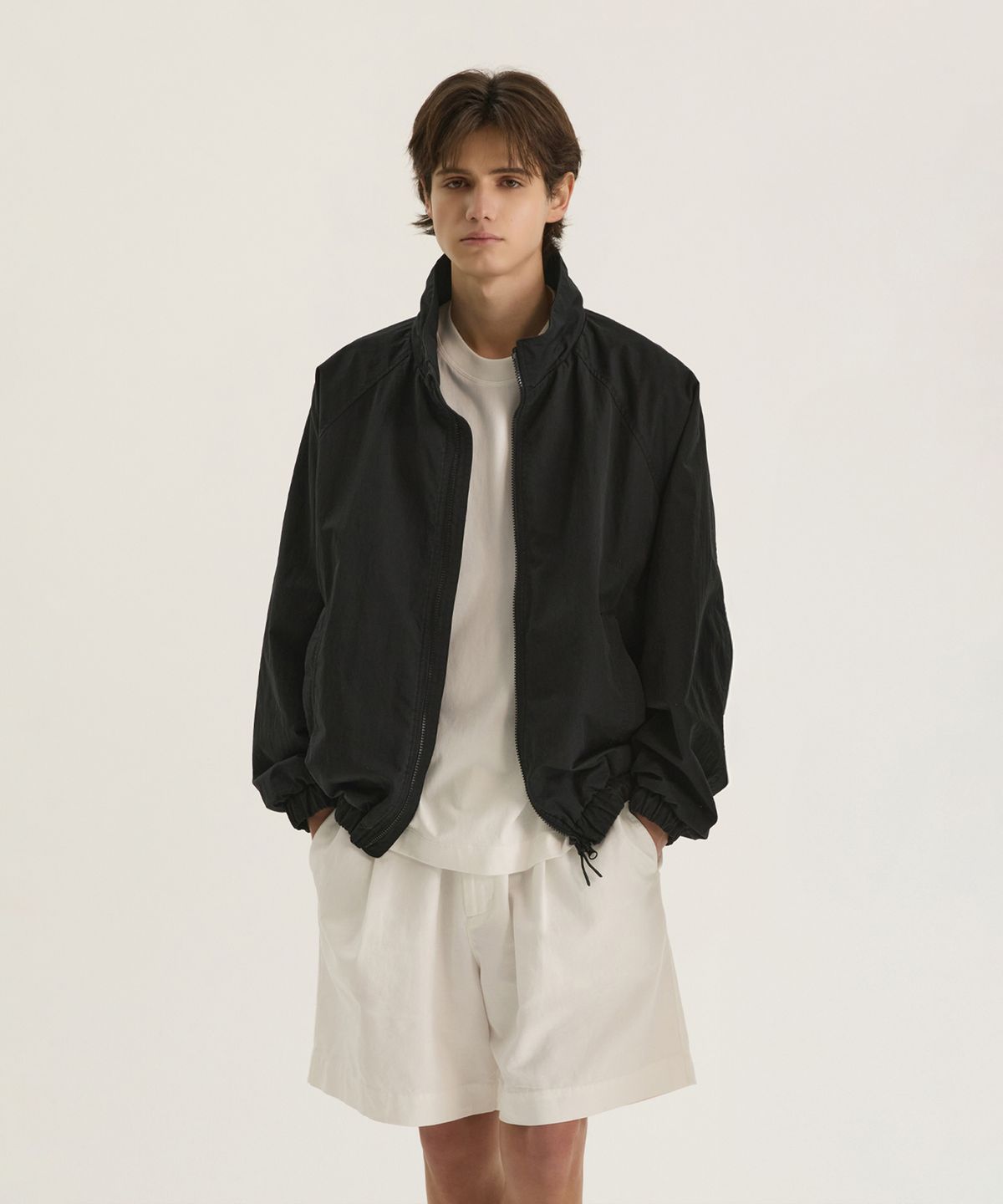 오트밀카페(OATMEAL CAFE) [UNISEX] CN 워싱 바람막이 점퍼 - 블랙