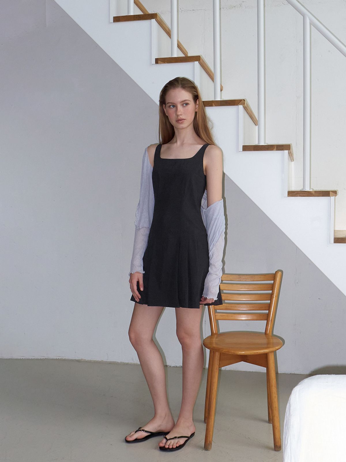 에트몽(ETMON) Pintuck Stitch Sleeveless Dress, Black