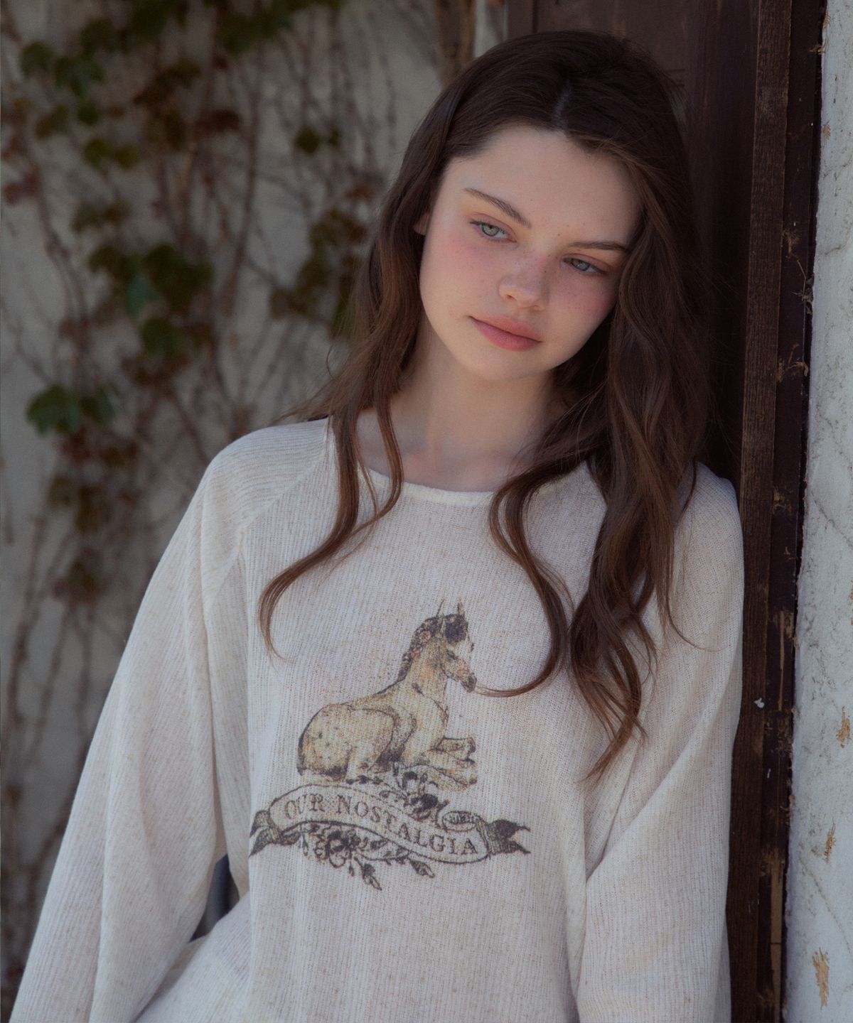 아우어노스텔지아(OURNOSTALGIA) Linen Pony Fringe T-Shirt_Natural(OB6TP07)