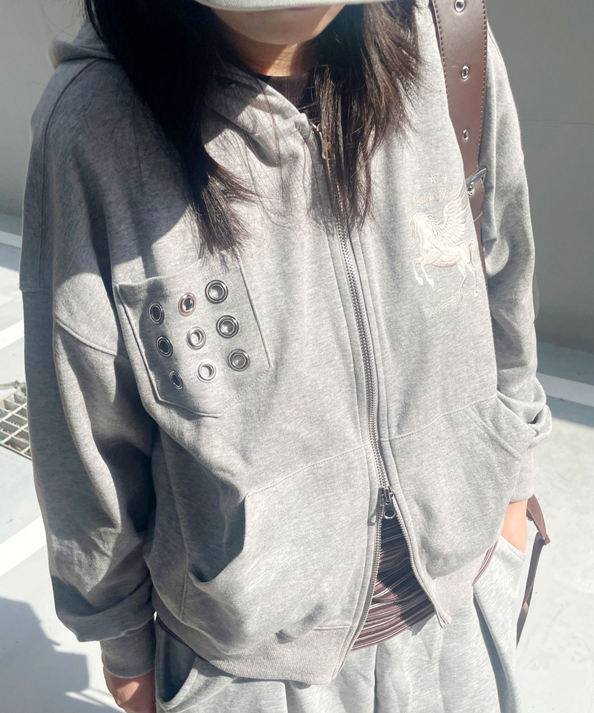 라 메종 스튜디오(LA MAISON STUDIO) EYELET SEVEN HOODIE ZIP-UP MELANGRAY/GRAYCREAM(FCG1ZP696M)