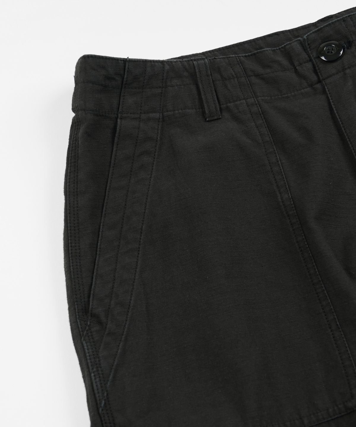 프리즘웍스(FRIZMWORKS) BACKSATIN ESSENTIAL FATIGUE SHORTS _ BLACK