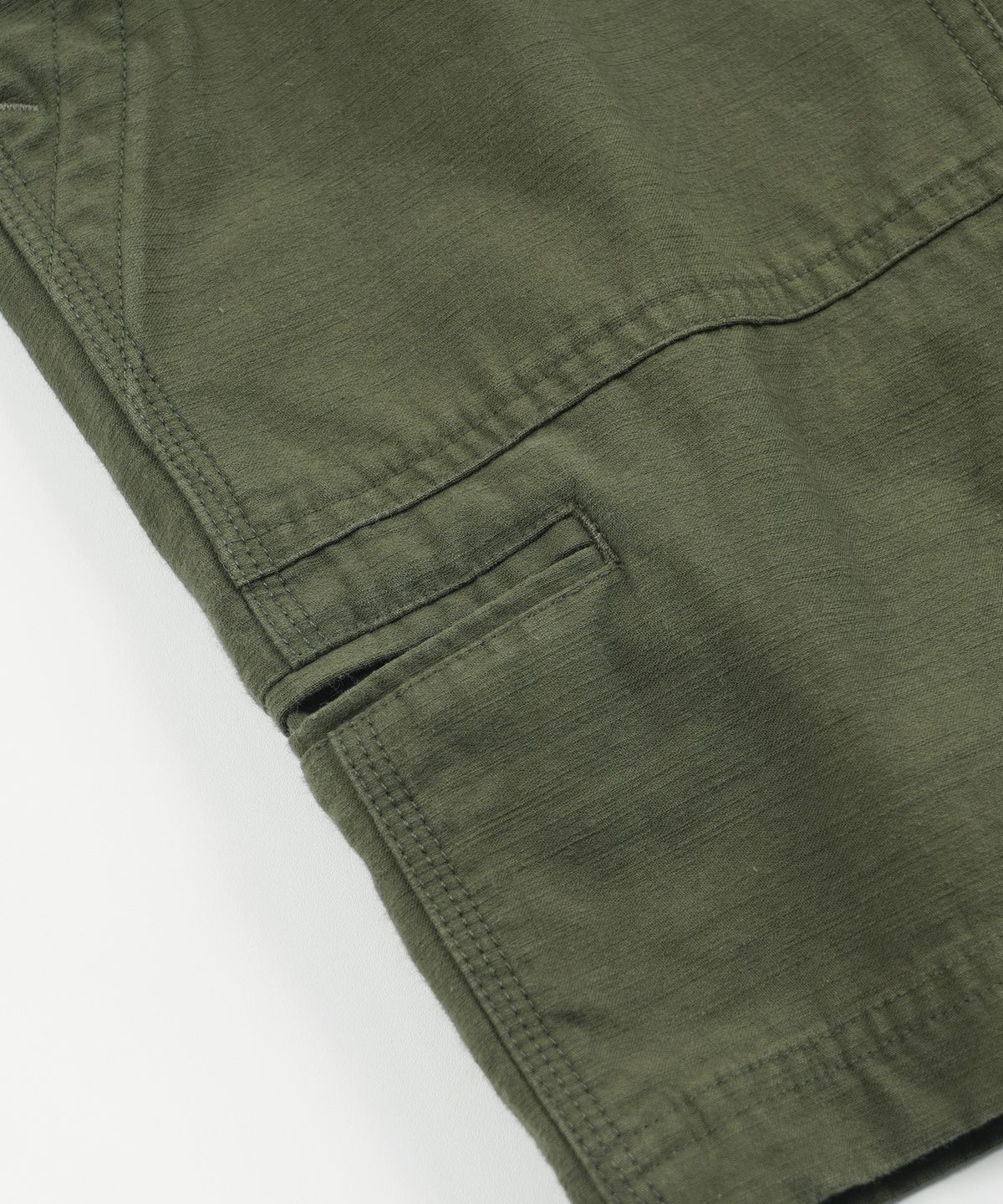 프리즘웍스(FRIZMWORKS) BACKSATIN ESSENTIAL FATIGUE SHORTS _ OLIVE