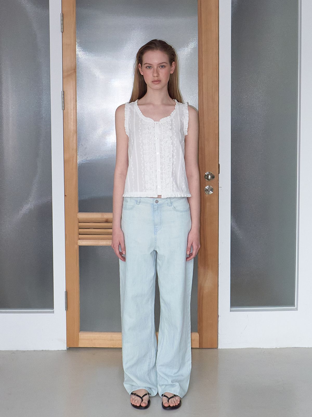 에트몽(ETMON) Double Frill Sleeveless Blouse, White