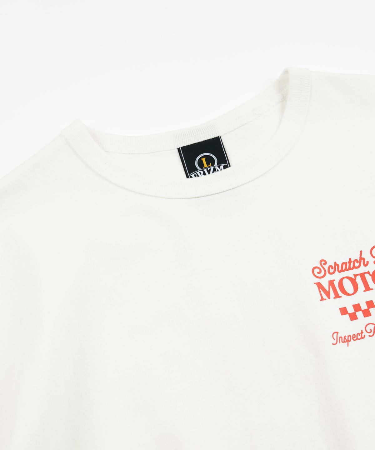 프리즘웍스(FRIZMWORKS) SCRATCH BUILT MOTORS HALF TEE _ WHITE