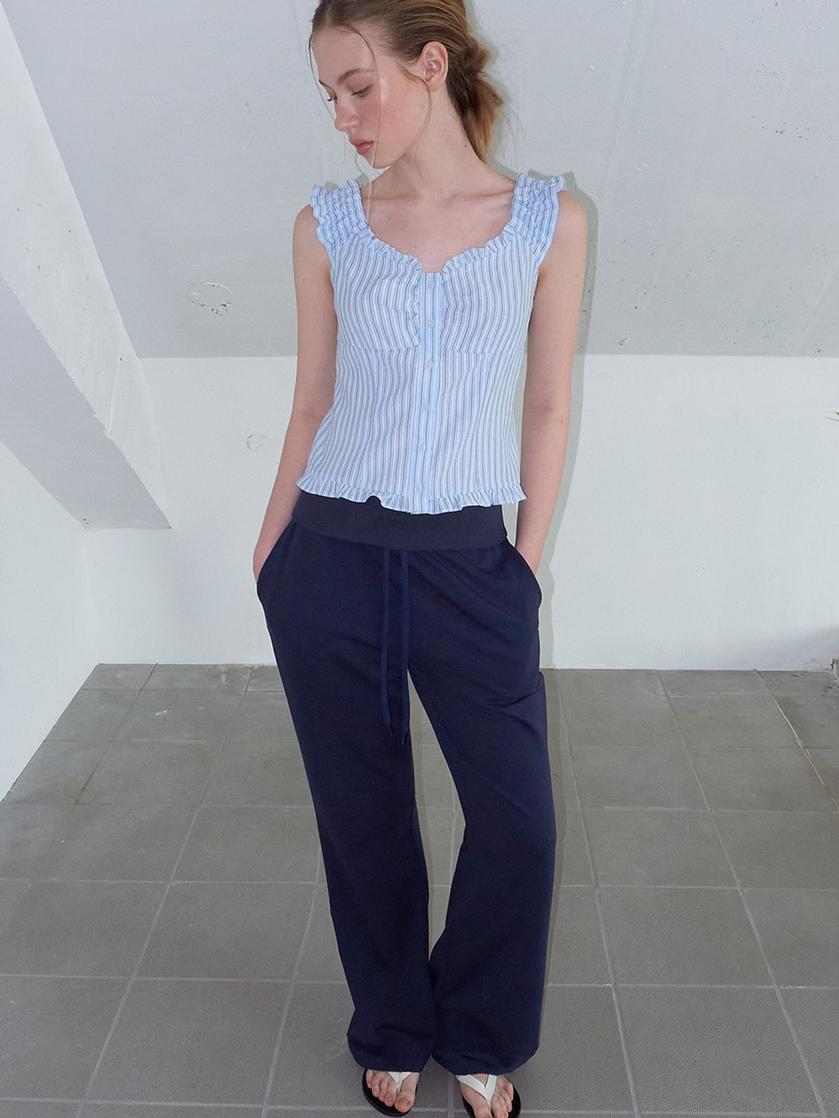 에트몽(ETMON) Fold Strap Pants, Navy