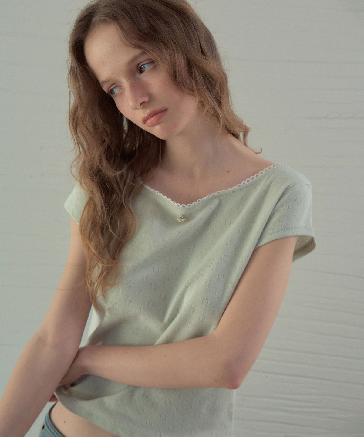 아우어노스텔지아(OURNOSTALGIA) Bubble Lace Boat Neck T-Shirt_Light Green(OB6TP09)