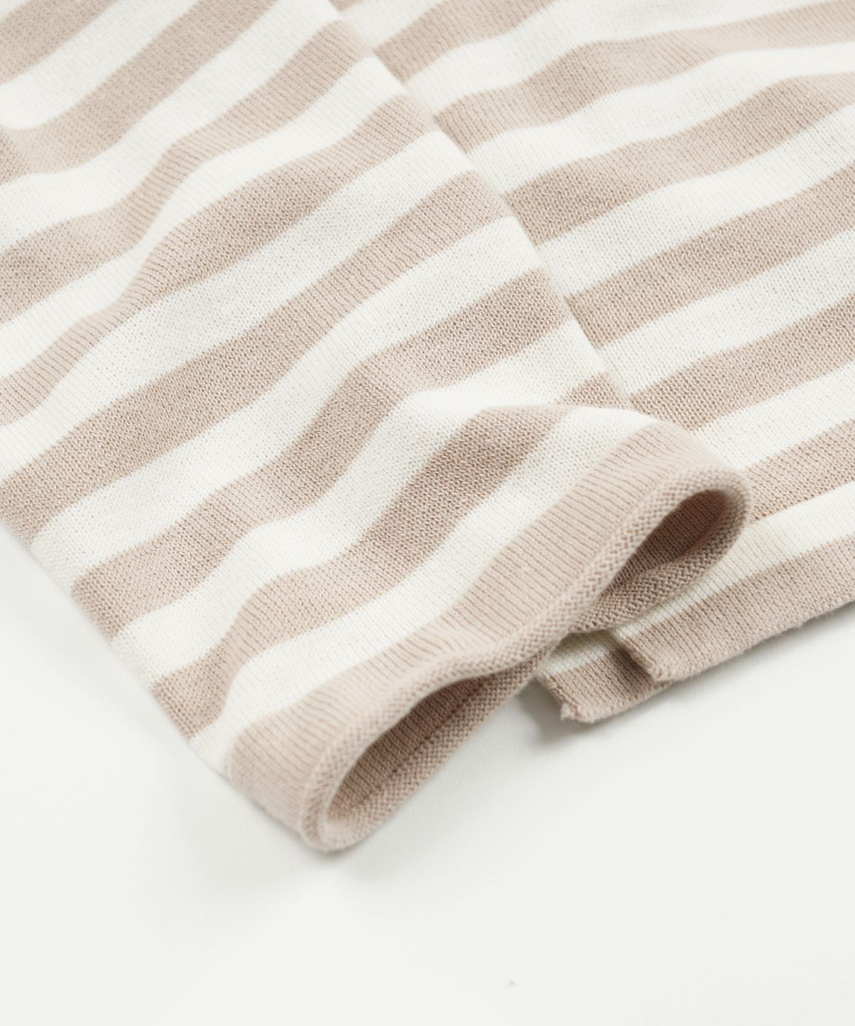 프리즘웍스(FRIZMWORKS) STRIPE KNIT LONG SLEEVE _ BEIGE