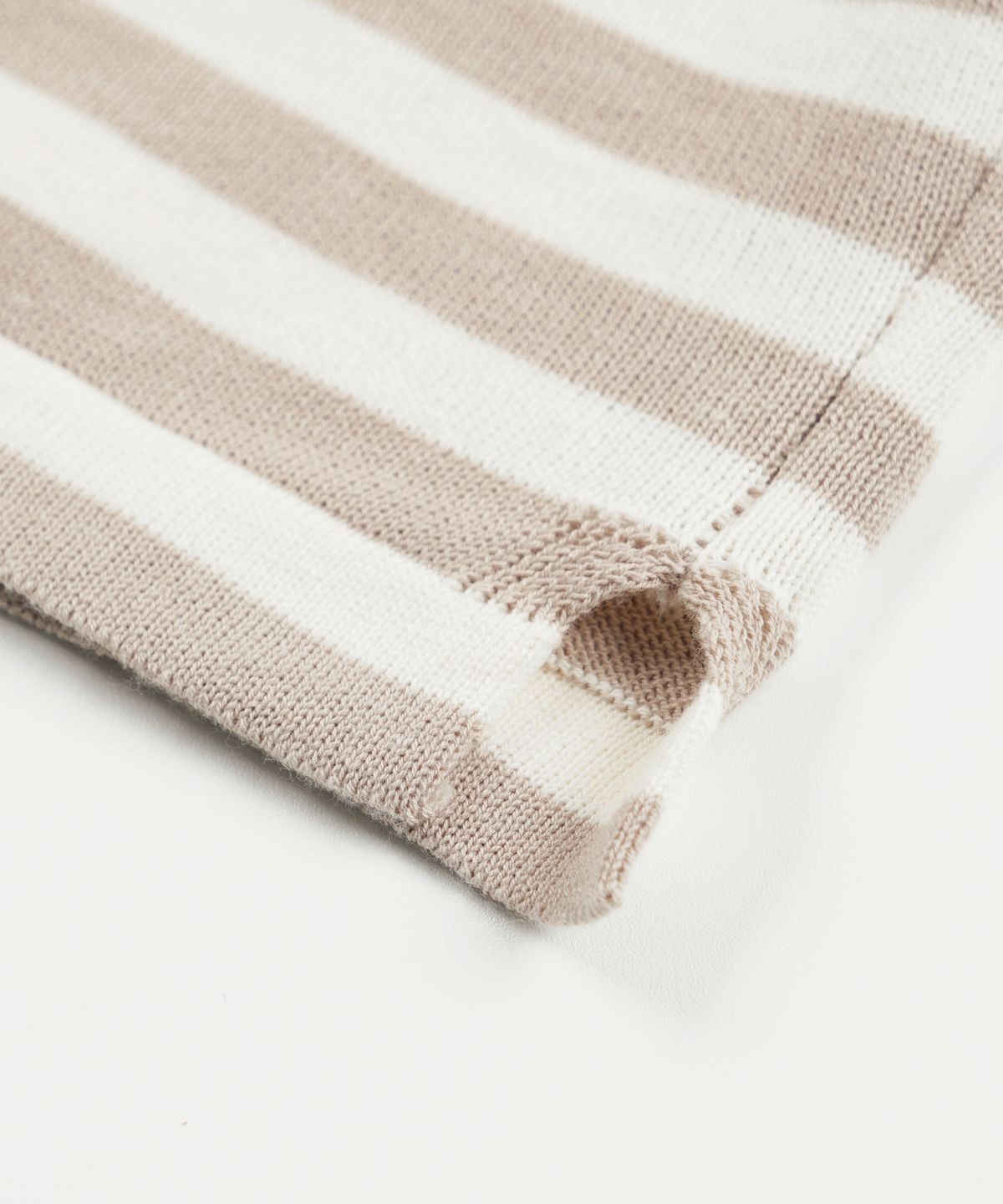 프리즘웍스(FRIZMWORKS) STRIPE KNIT LONG SLEEVE _ BEIGE