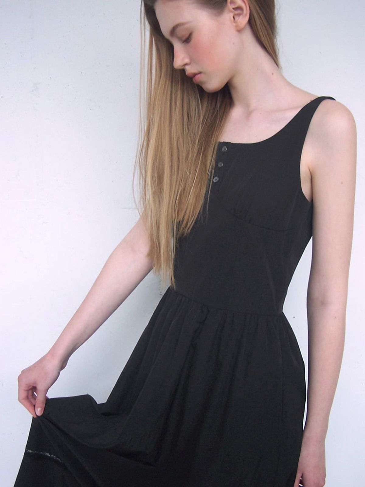에트몽(ETMON) Button Lace Sleeveless Dress, Black