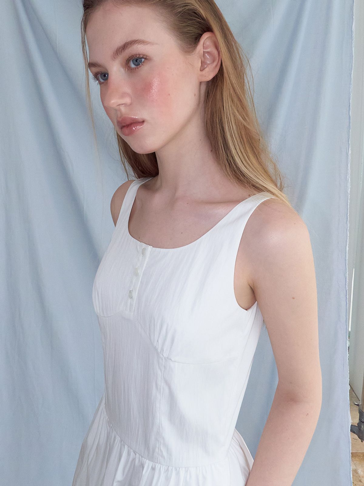 에트몽(ETMON) Button Lace Sleeveless Dress, White