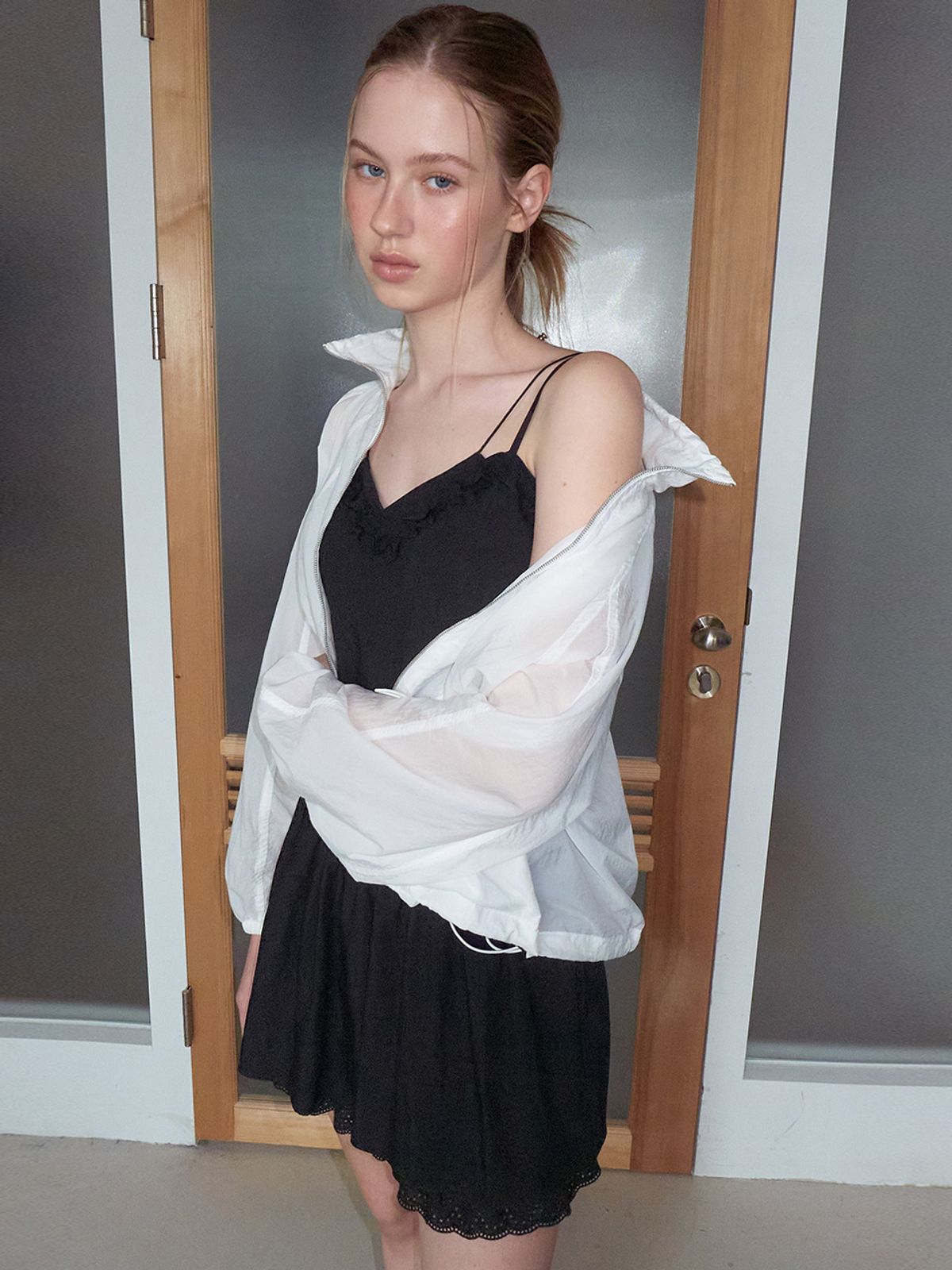 에트몽(ETMON) Double Slip Punching Dress, Black