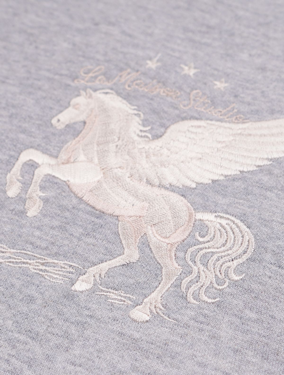 라 메종 스튜디오(LA MAISON STUDIO) PEGASUS CROP HOODIE ZIP-UP MELANGRAY(FCG1ZP694M)