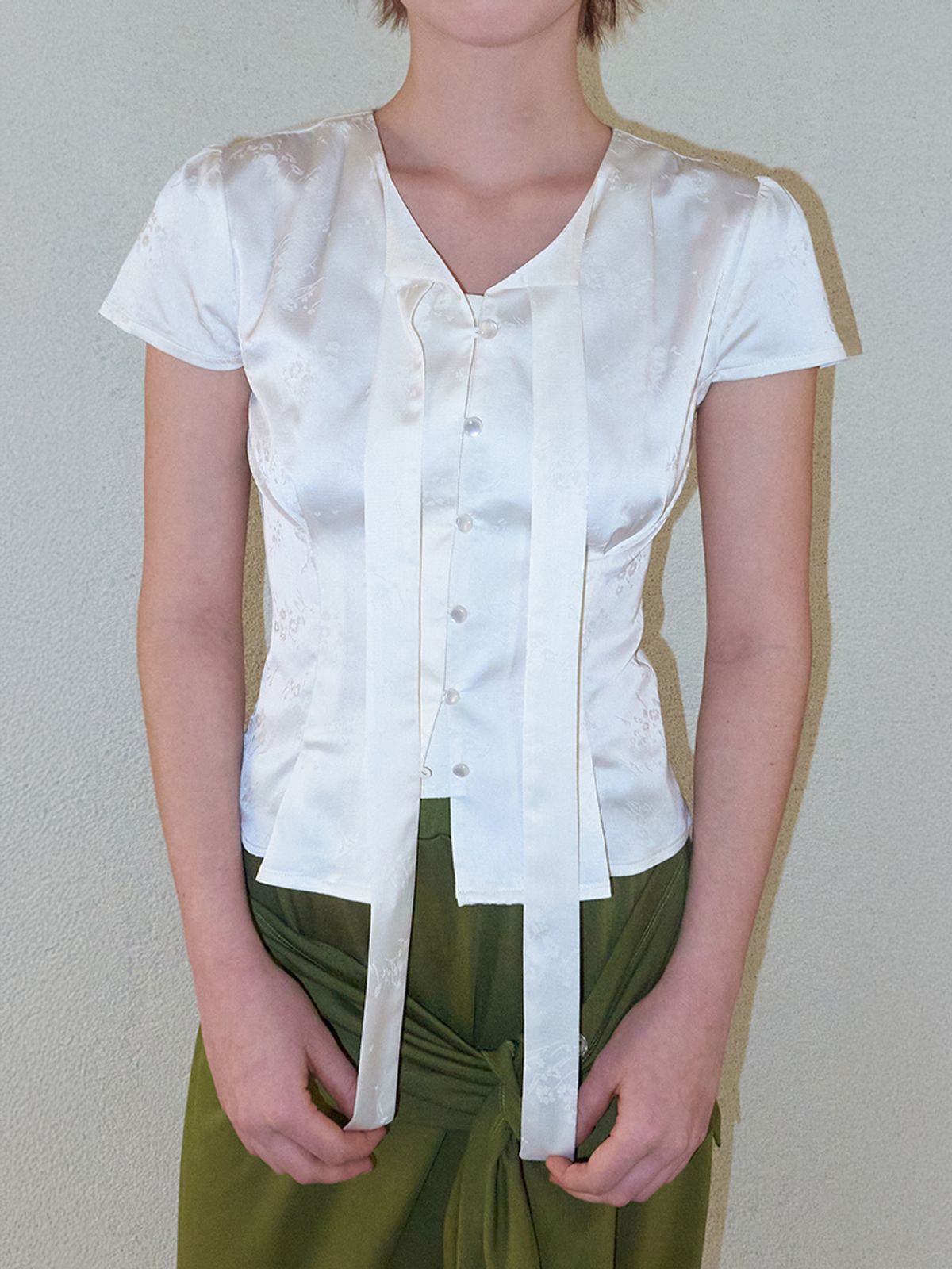 에트몽(ETMON) Jacquard Tie Blouse, Cream