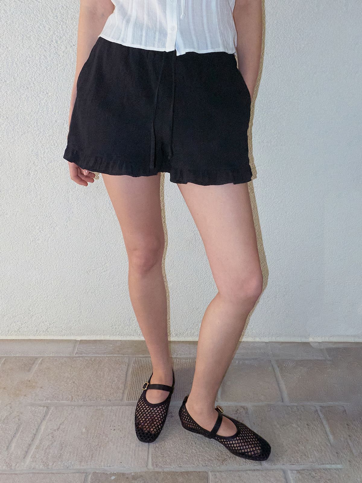 에트몽(ETMON) Frill Cotton Short Pants, Black