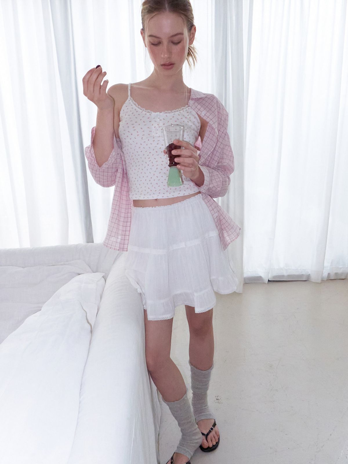 에트몽(ETMON) Flower Button Sleeveless Top, Pink