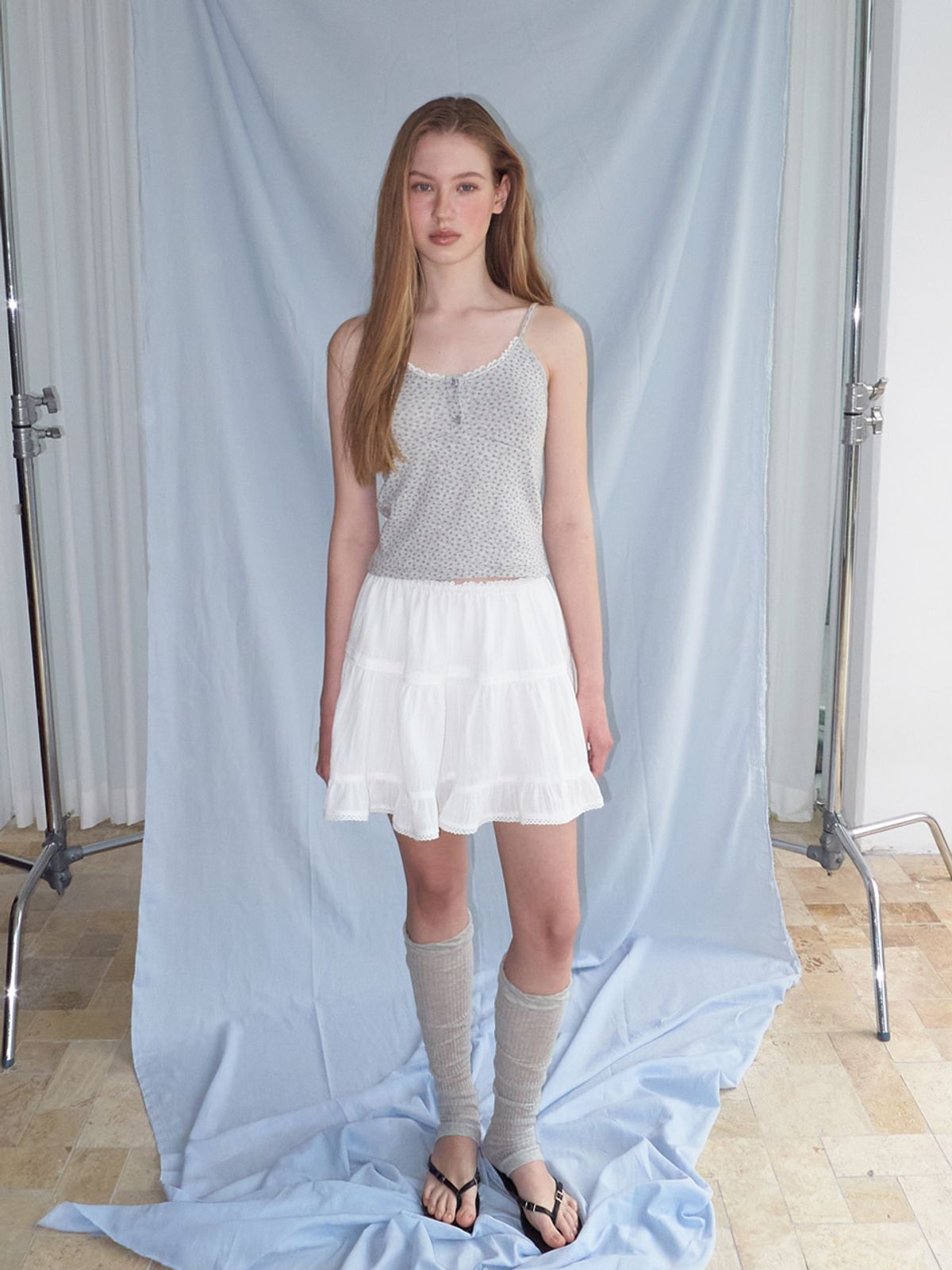 에트몽(ETMON) Flower Button Sleeveless Top, Melange Grey